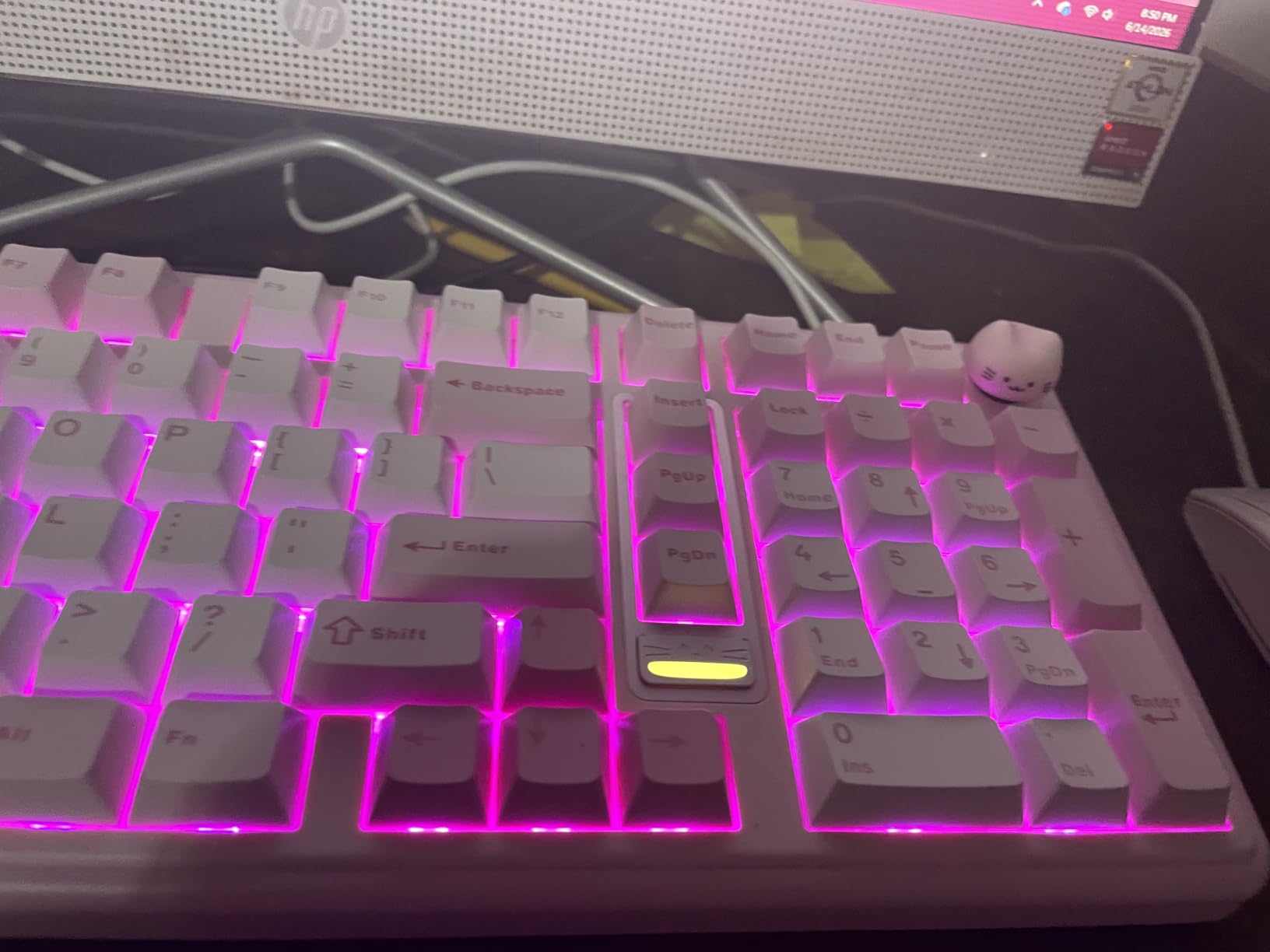 YUNZII B98 PRO 96% Wireless Mechanical Keyboard (Black, Candy Switch) customer photo 2