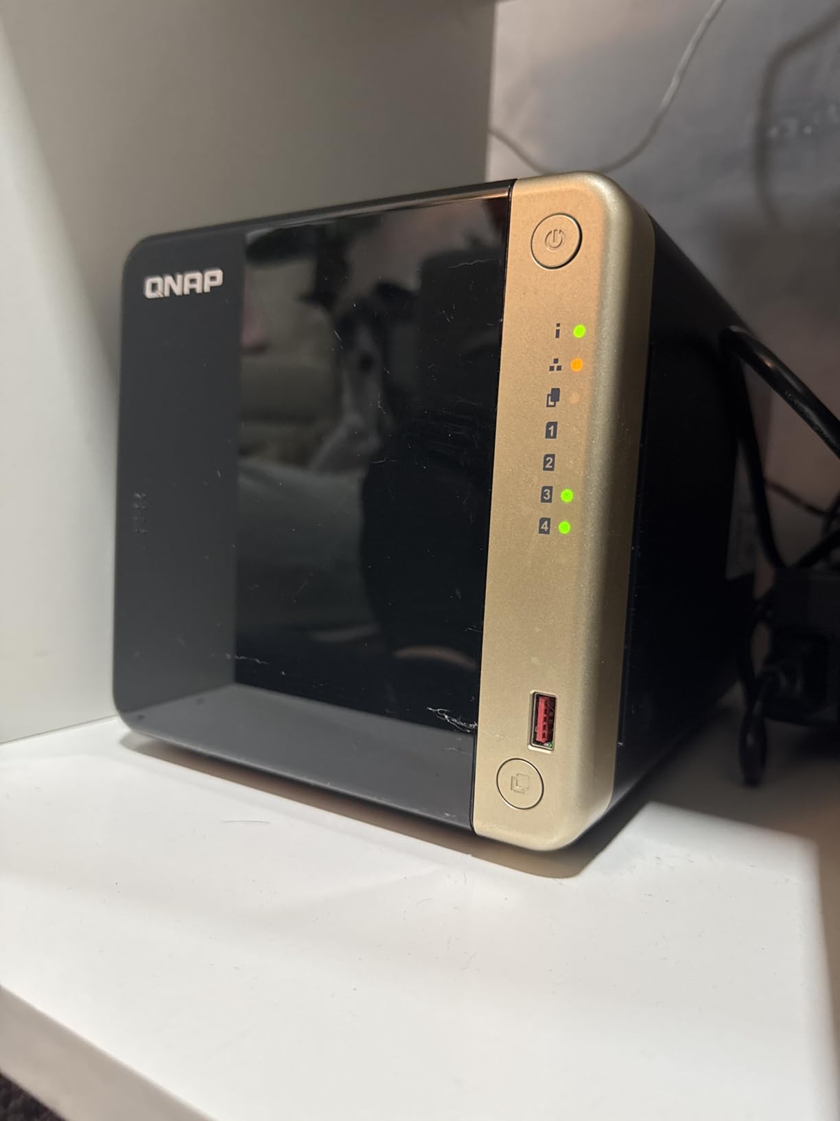 QNAP TS-664-8G-US 6 Bay Desktop NAS customer photo 1
