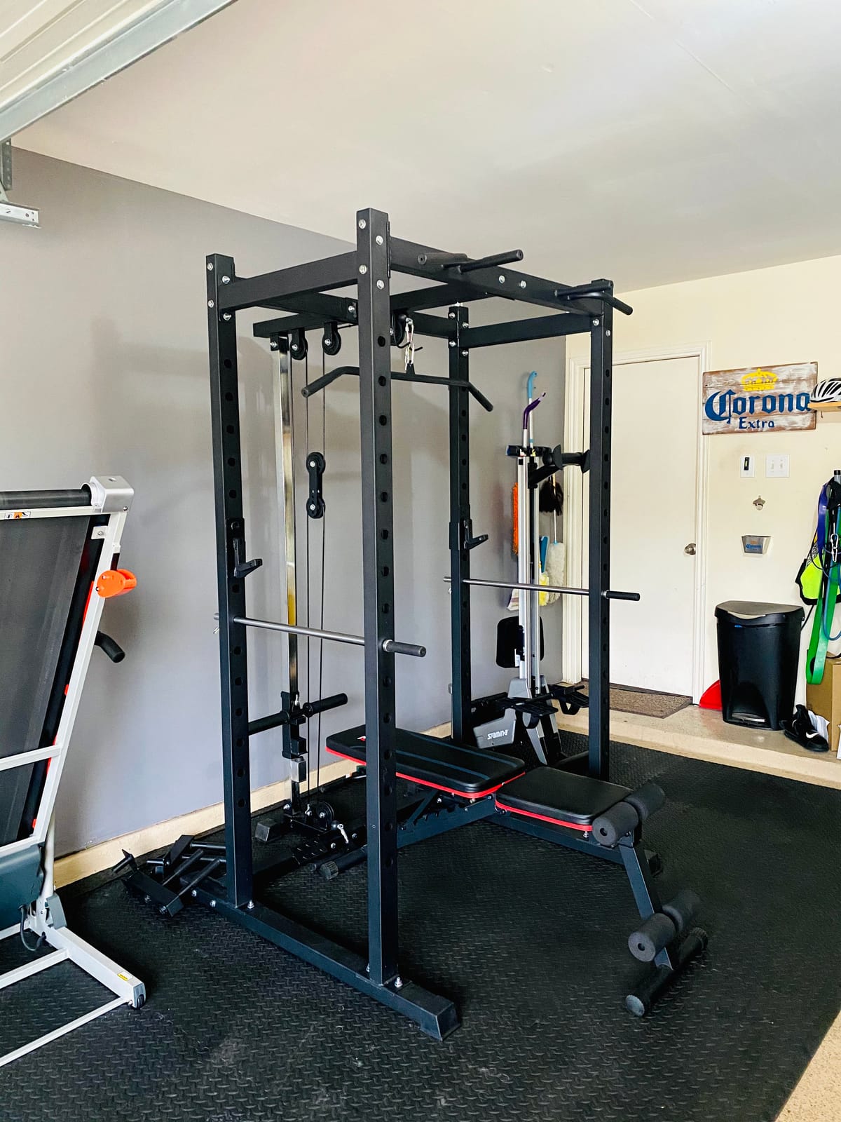 Mikolo M4 2.0 Lite Smith Machine, 2200LBS Power Cage with LAT Pulldown & Cable Crossover, All-in-One Home Gym Squat Rack with Aluminum Pulley System for Full-Body Workouts customer photo 2