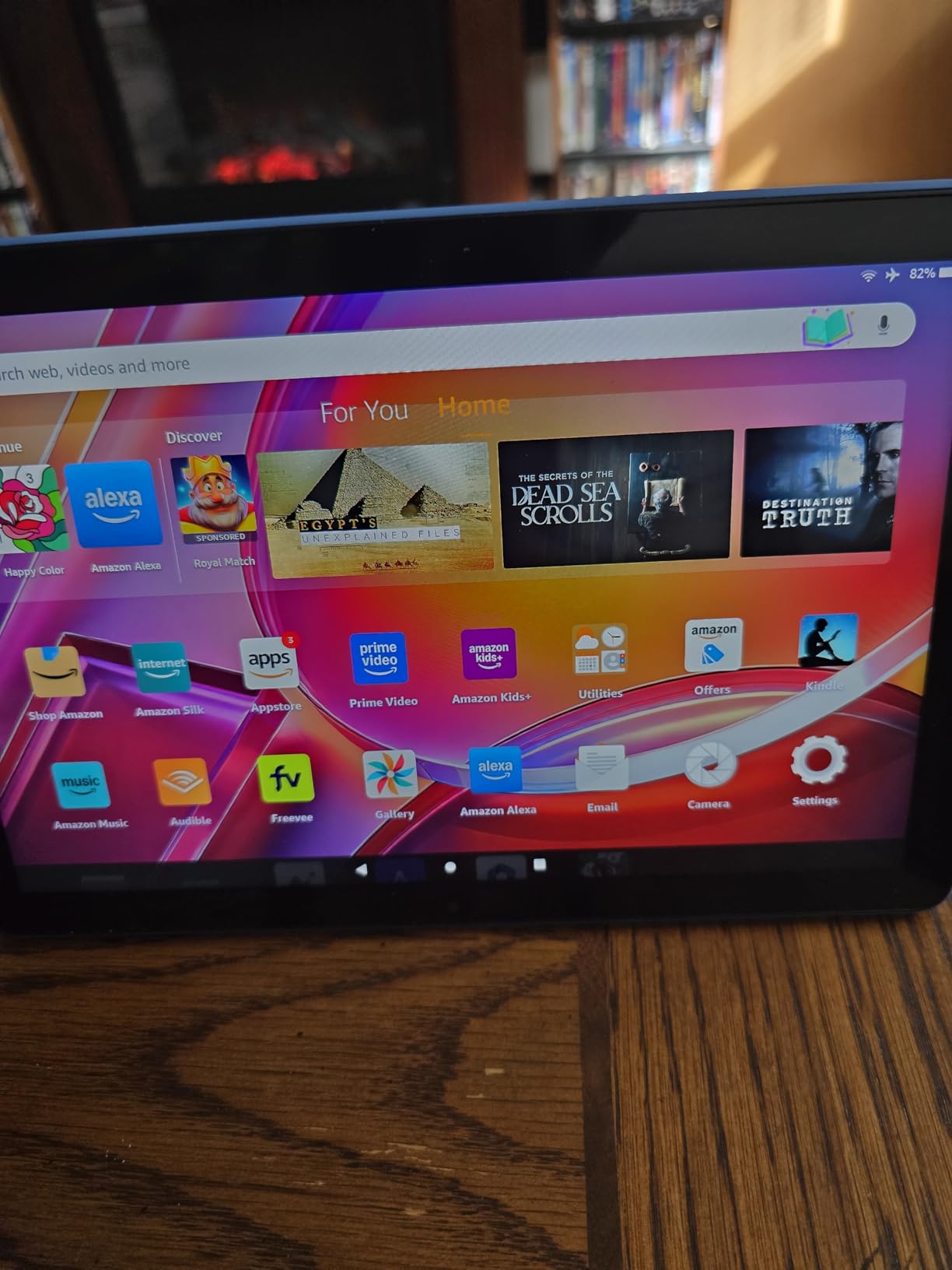 Amazon Fire HD 10 tablet, built for relaxation, 10.1