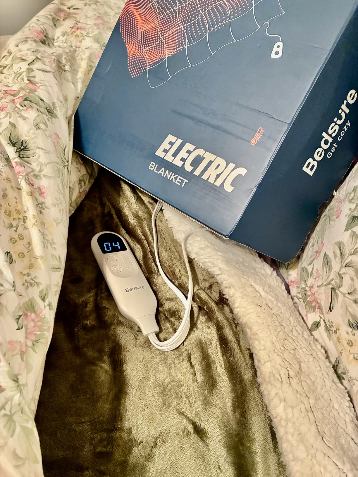 Bedsure Heated Blanket Throw XL, Soft Electric Blanket with Preheat, Grey customer photo 1