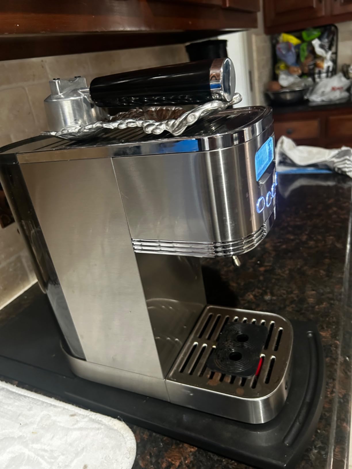 AMZCHEF 20 Bar Home Espresso Coffee Machine, LED Touchscreen, Built-in Milk Frother, Self-Cleaning Function customer photo 1