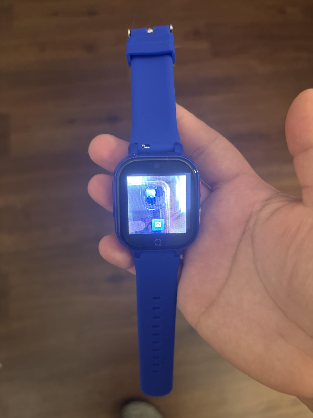 4G Kids Smart Watch with GPS Tracker, Video & Voice Call, SOS, WiFi, IP68 Waterproof, AI Smart Features, Parental Control Phone Watch for Boys Girls Age 4-12(SIM Card Included) customer photo 2