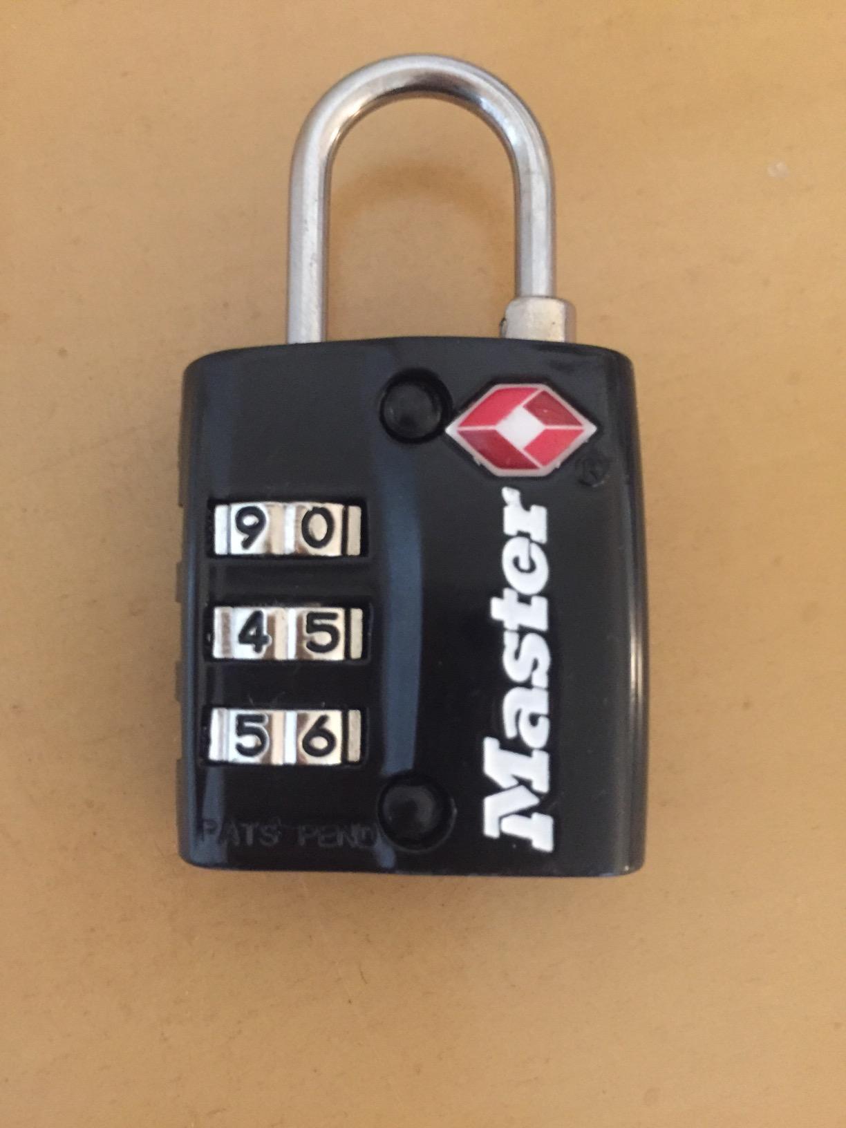 Master Lock Black TSA-Approved Luggage Lock with Wide Lock Body and Thin, Durable Steel Shackle, Zipper Lock for Backpacks, Luggage, 4680DBLK customer photo 1