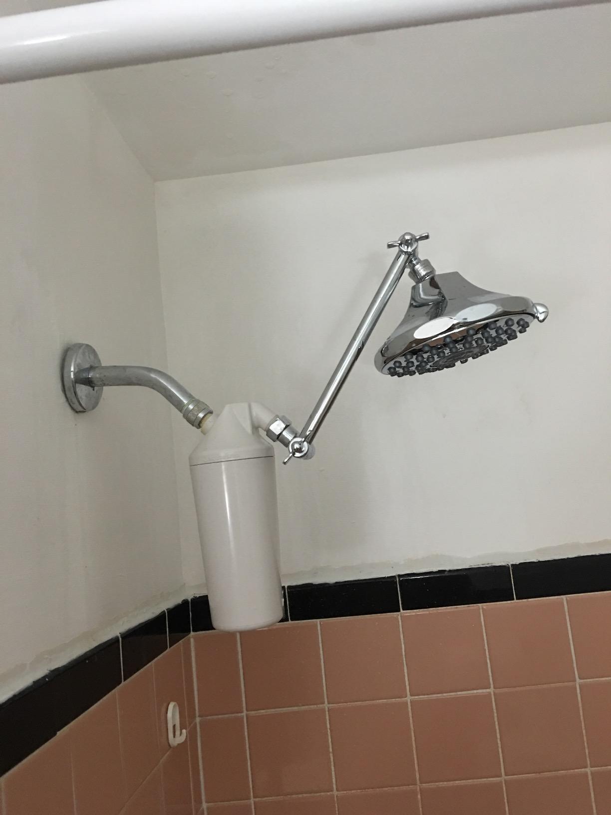Aquasana Shower Water Filter System Replacement Cartridge - Filters Over 90% of Chlorine - Carbon & KDF Filtration Media - Soften Skin and Hair from Hard Water - AQ-4125 customer photo 2