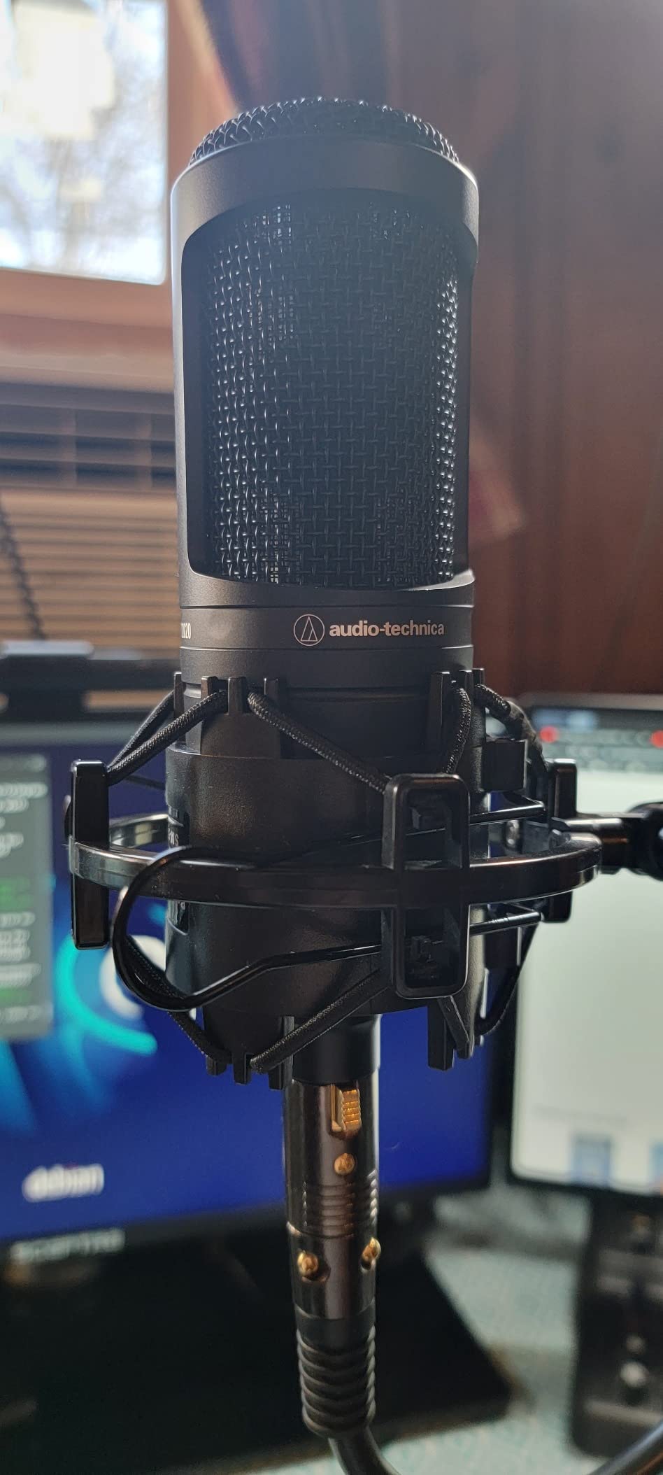 YOUSHARES AT2020 Shock Mount, Microphone Shock Mount Reduces Vibration Noise for Audio Technica AT2020 AT2035 ATR2500 Condenser Mic customer photo 1