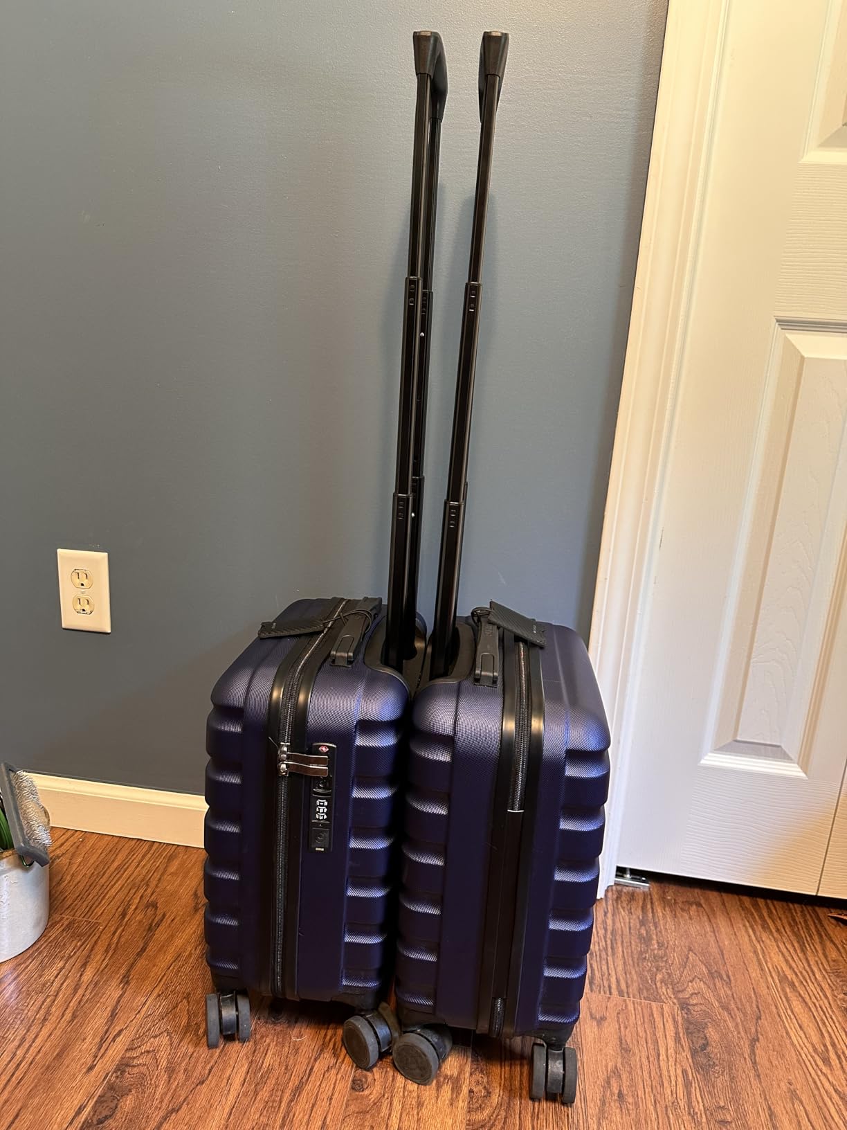 Flight Knight Carry On Suitcase 18x14x8