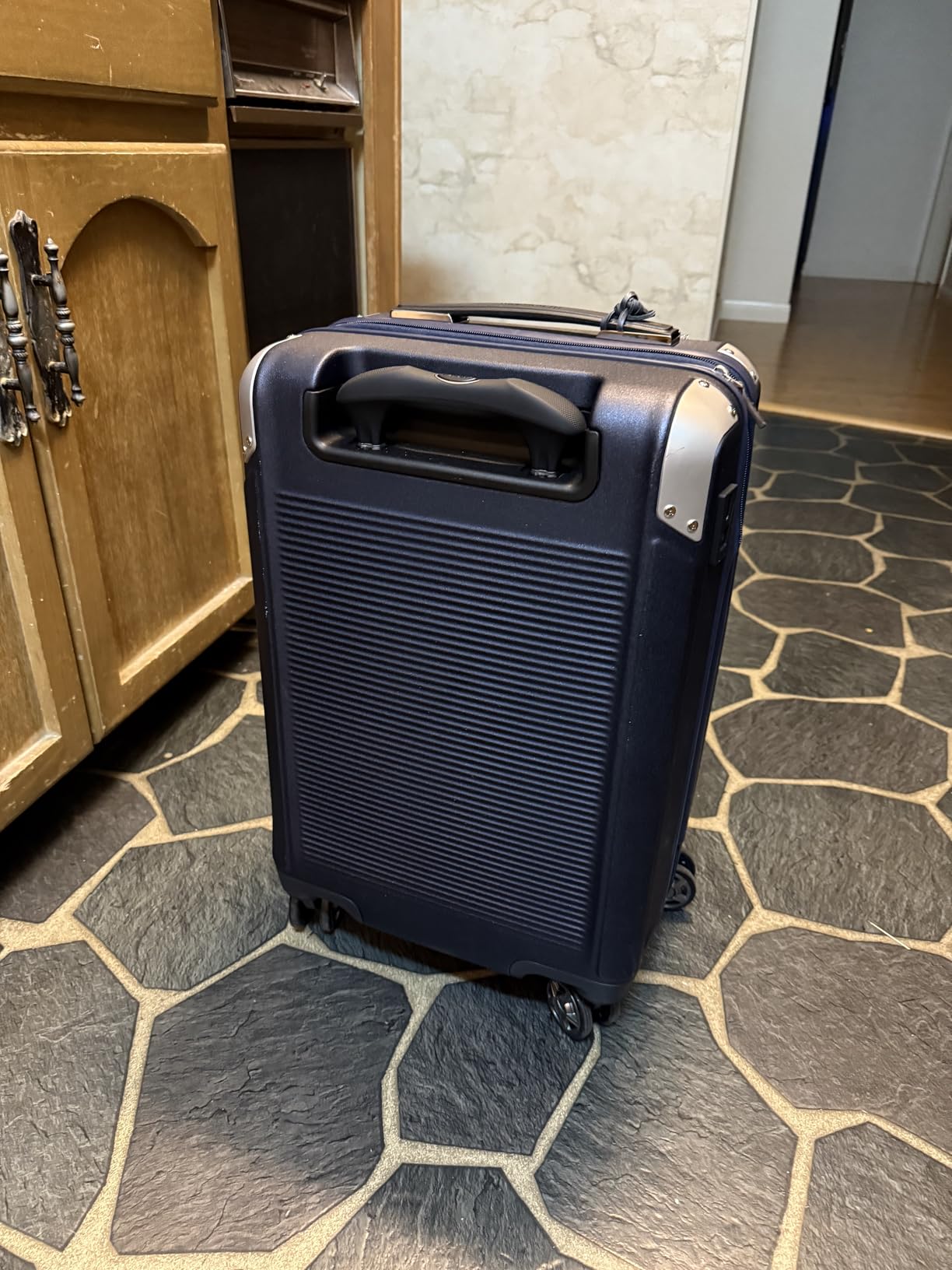 Travelpro Platinum Elite Hardside Expandable Spinner Wheel Luggage TSA Lock Hard Shell Polycarbonate Suitcase, Daring Red, Carry-on 21-Inch customer photo 1