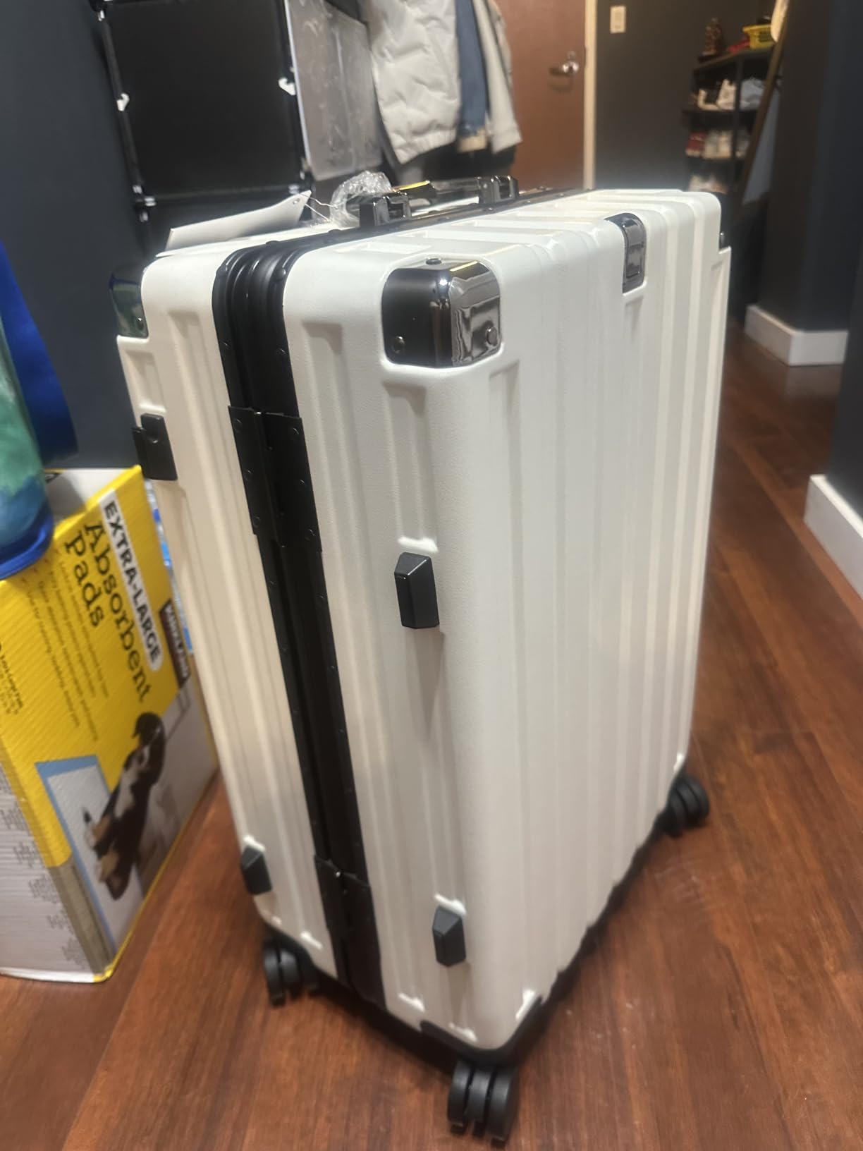 Krute Zipperless Carry On Luggage with Wheels 20 inch Hardshell Suitcase customer photo 2