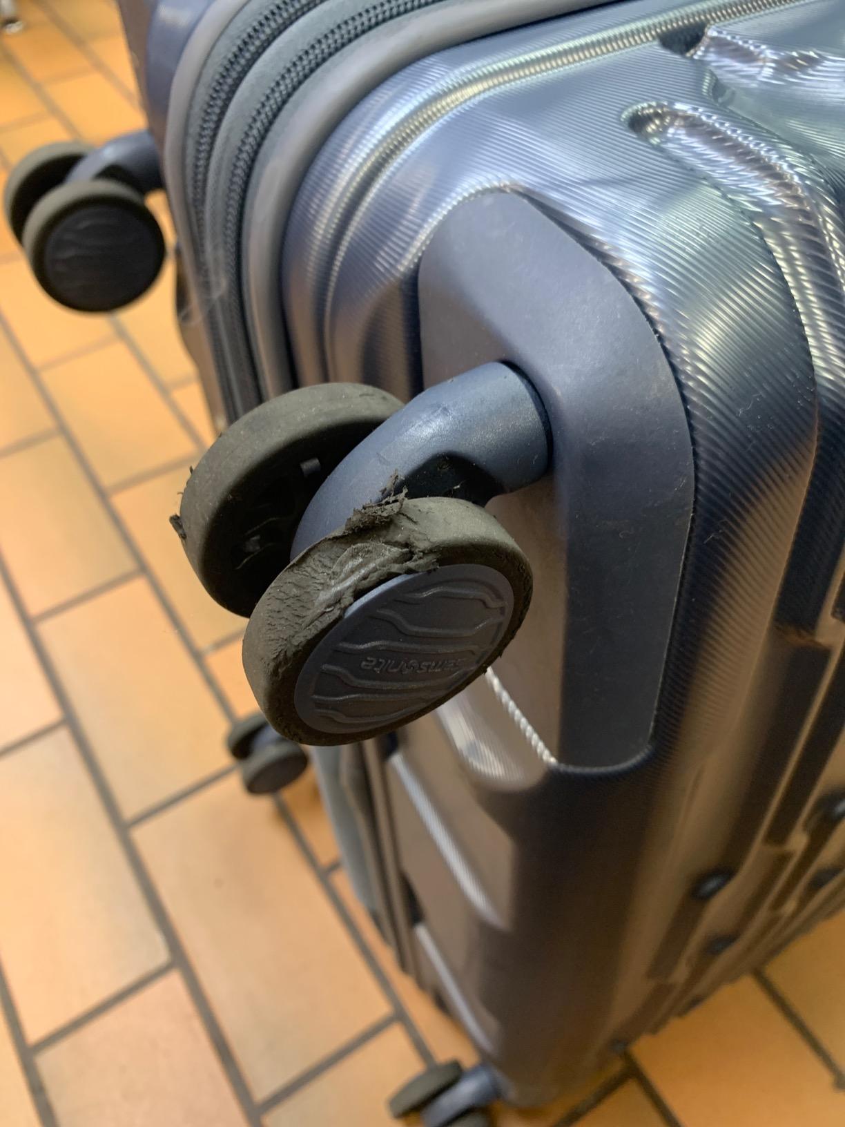 Samsonite Stryde 2 Hardside Expandable Luggage with Double Spinner Wheels, Medium Glider, Merlot customer photo 2