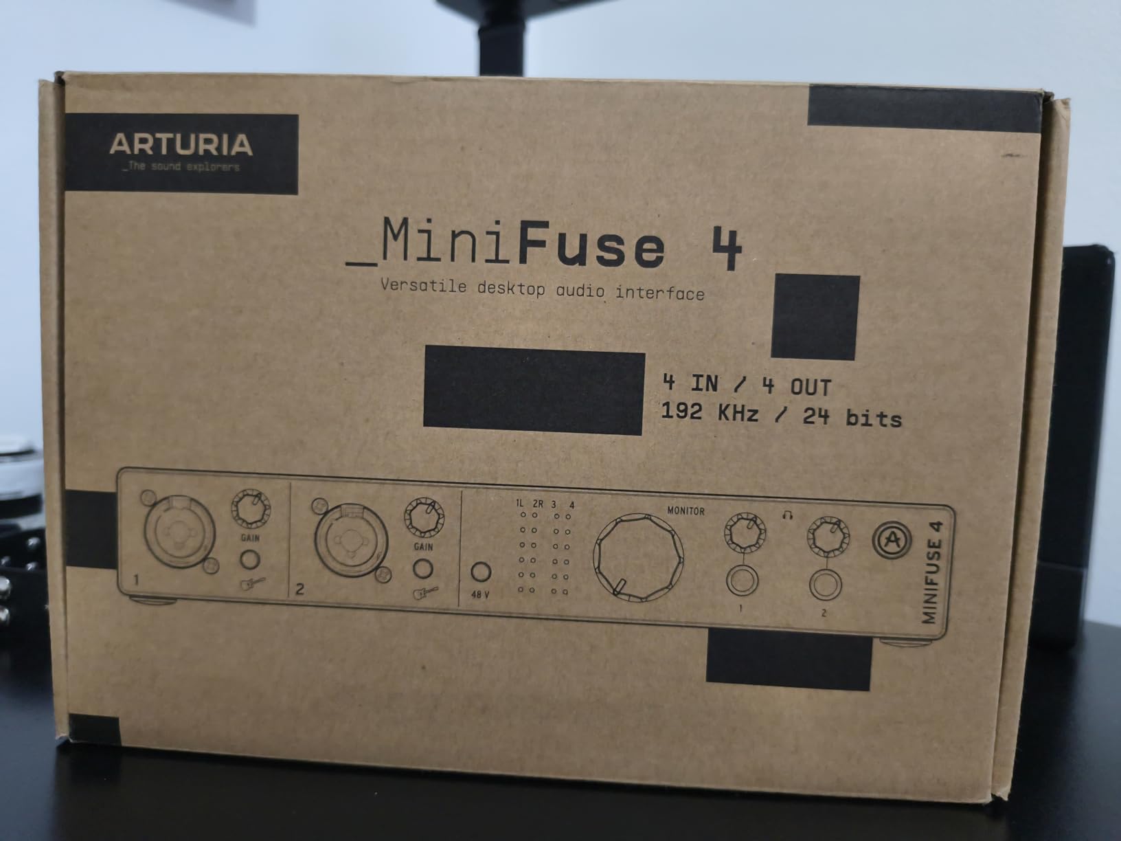 Arturia MiniFuse USB-C Audio Interface (Champagne, MiniFuse 4) customer photo 2