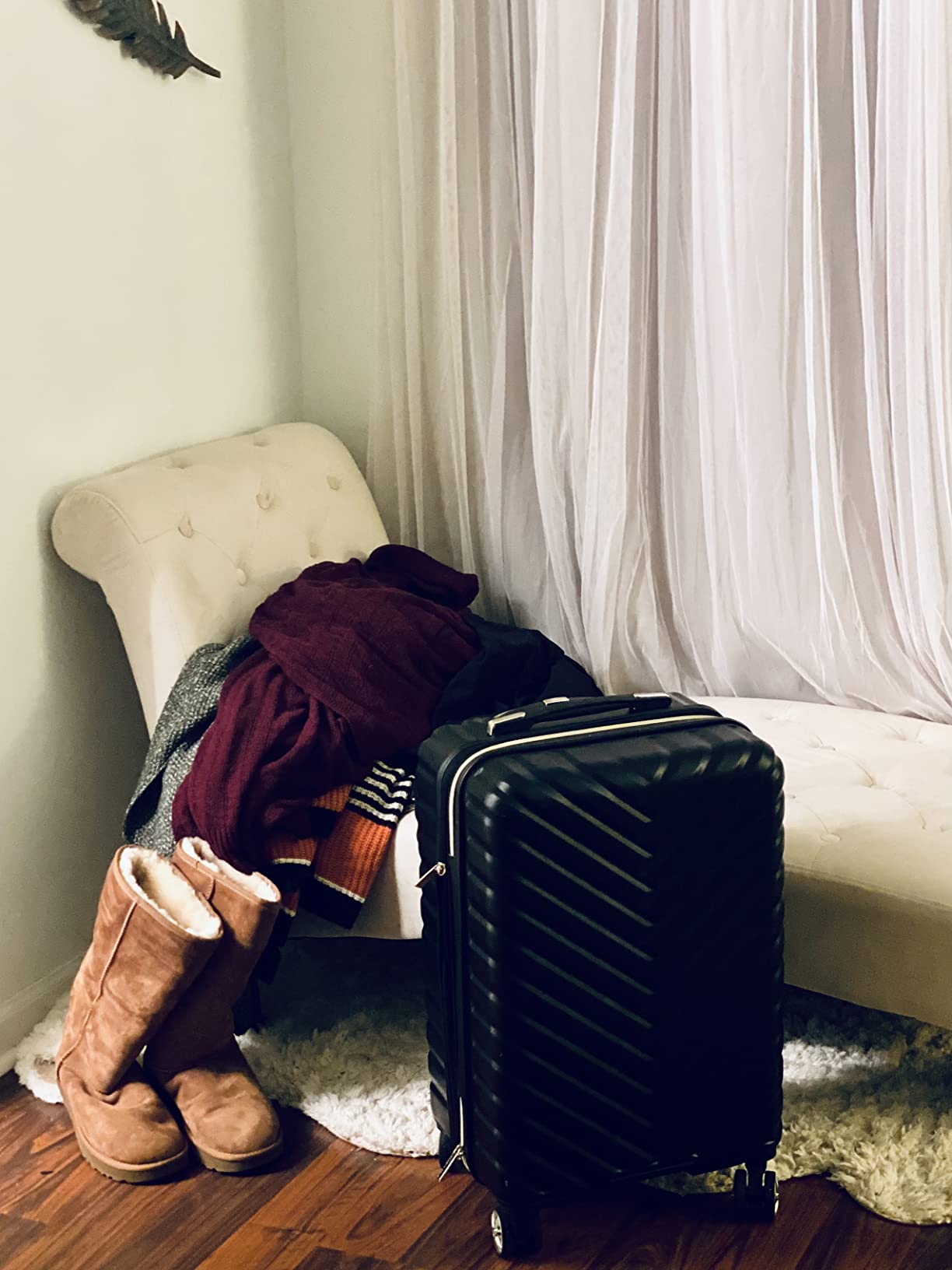 Kenneth Cole REACTION Madison Square Lightweight Hardside Chevron Expandable Spinner Luggage, Taupe, 20-Inch Checked customer photo 1